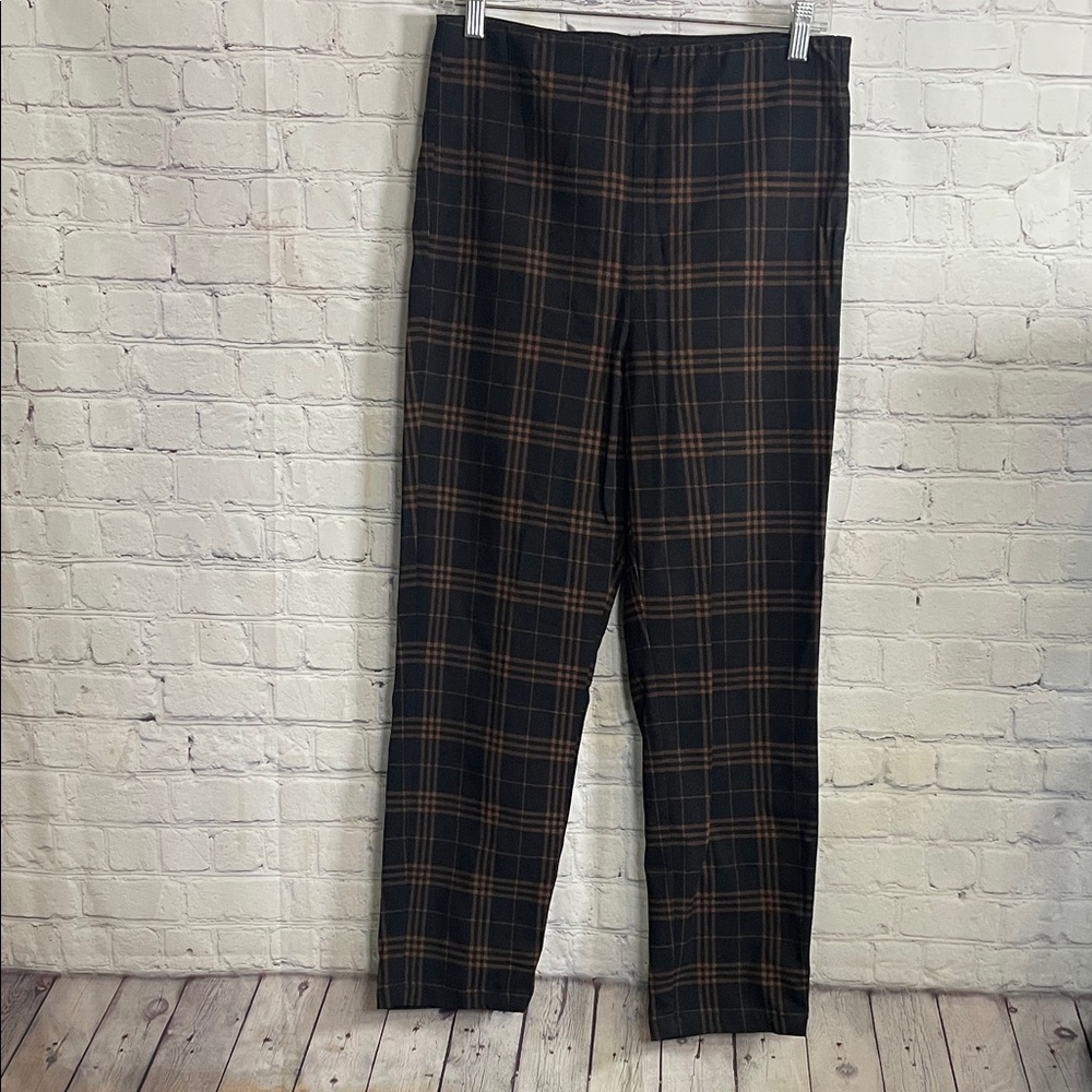 Ardene Fitted Straight Leg Dark Plaid High Rise  Dress Pants Size: Large